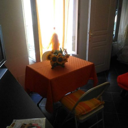 Bilocale Giulietta Apartment Sanremo Ngoại thất bức ảnh